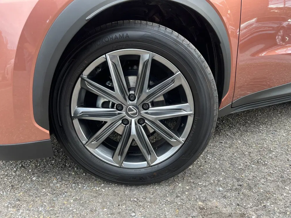 Lexus LBX 1.5 Elegant 2WD uit 2025, foto 12