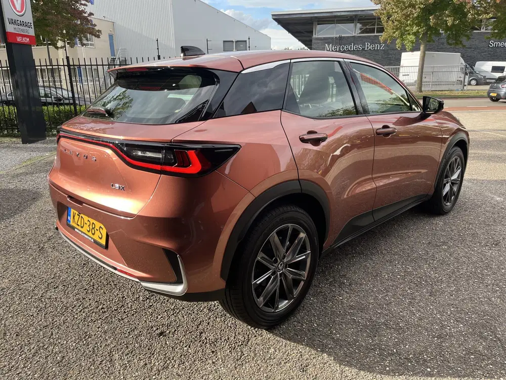 Lexus LBX 1.5 Elegant 2WD uit 2025, foto 7