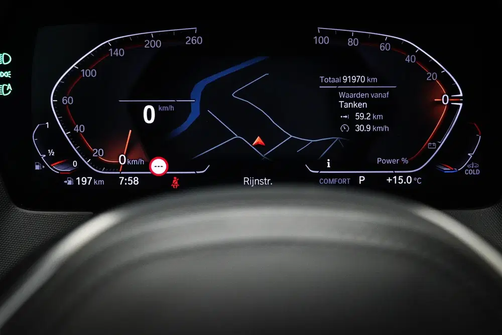BMW 1-serie 118i Business Edition uit 2021, foto 4