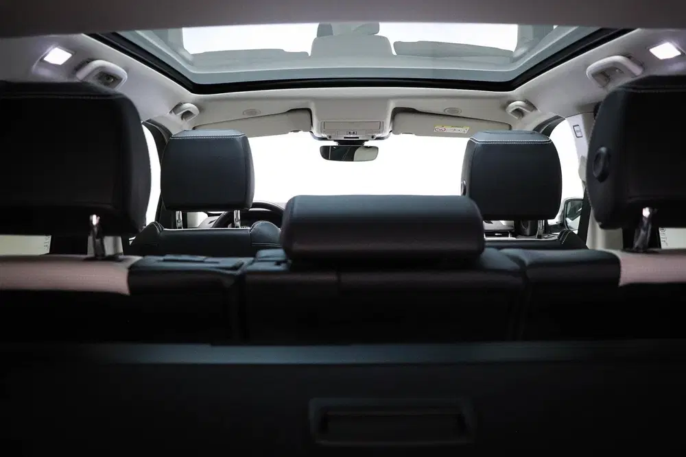 Land Rover Discovery Sport P300e 1.5 R-Dynamic SE uit 2023, foto 13