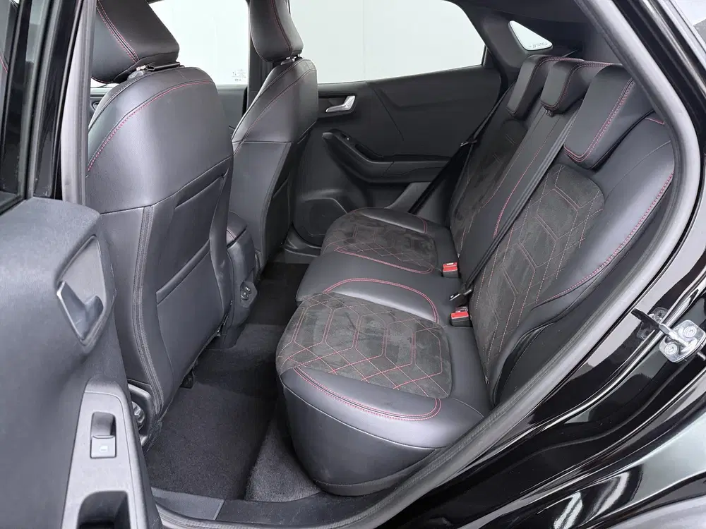 Ford Puma EcoBoost Hybrid 125 pk ST-Line X uit 2025, foto 14