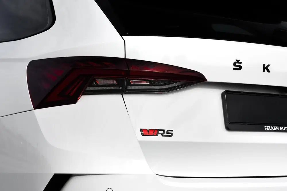 Skoda Octavia Combi RS iV 245PK Pano Matrix HUD uit 2021, foto 6