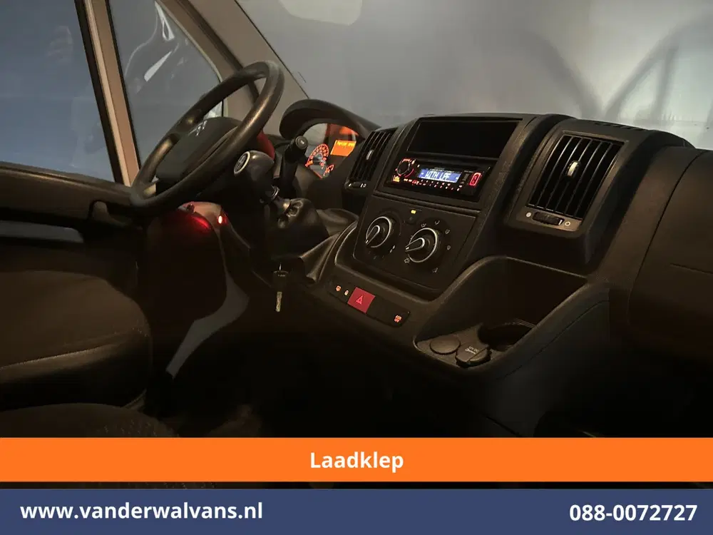 Citroën Jumper 2.2 BlueHDi 141pk Bakwagen 436cm Lang Laad uit 2021, foto 12