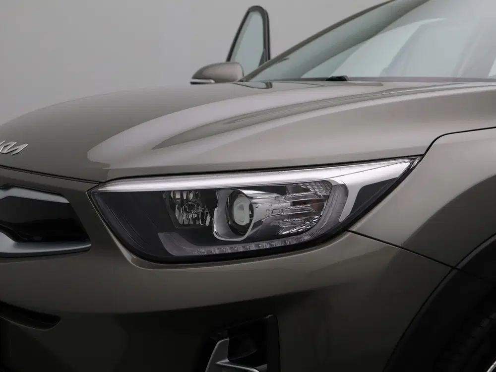 Kia Stonic 1.0 T-GDi MHEV DynamicPlusLine uit 2022, foto 14