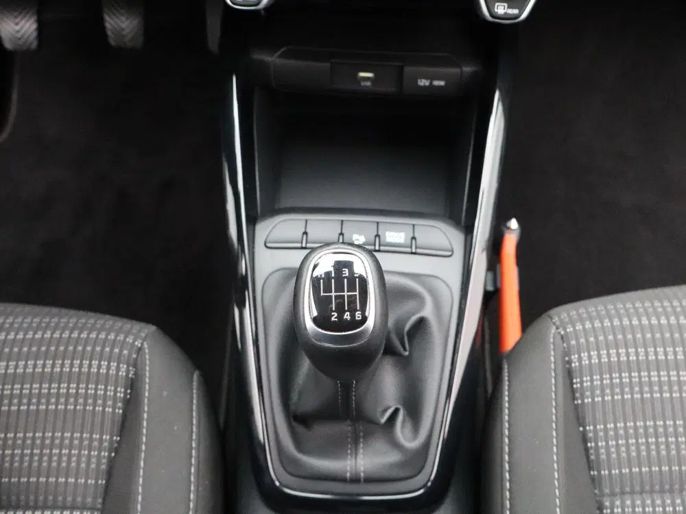 Kia Stonic 1.0 T-GDi MHEV DynamicPlusLine uit 2022, foto 9