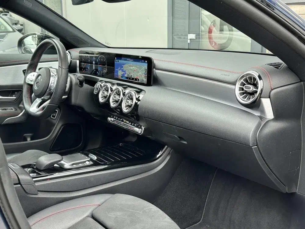 Mercedes-Benz CLA CLA180d Shooting Brake Business Solution A uit 2020, foto 11