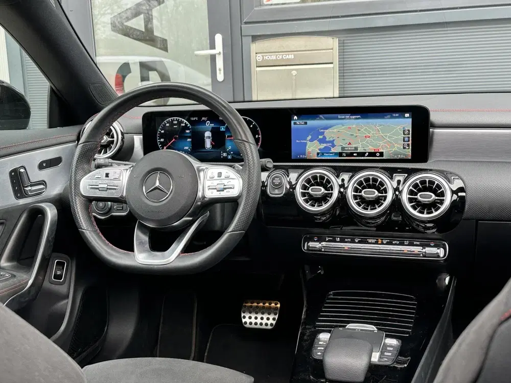 Mercedes-Benz CLA CLA180d Shooting Brake Business Solution A uit 2020, foto 12