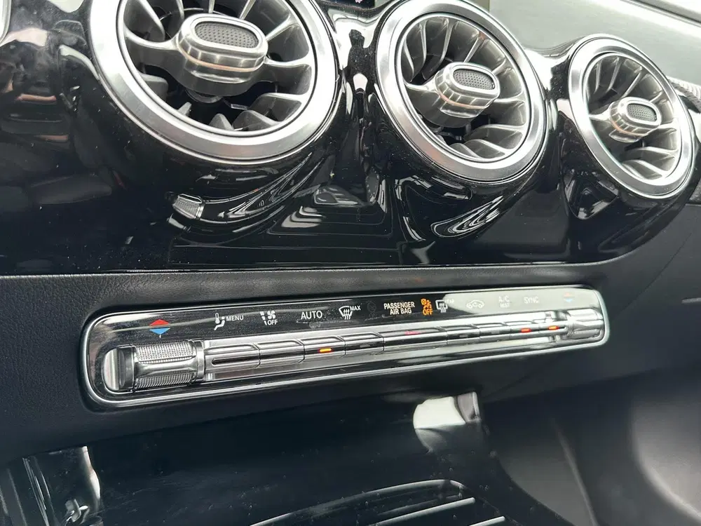 Mercedes-Benz CLA CLA180d Shooting Brake Business Solution A uit 2020, foto 15