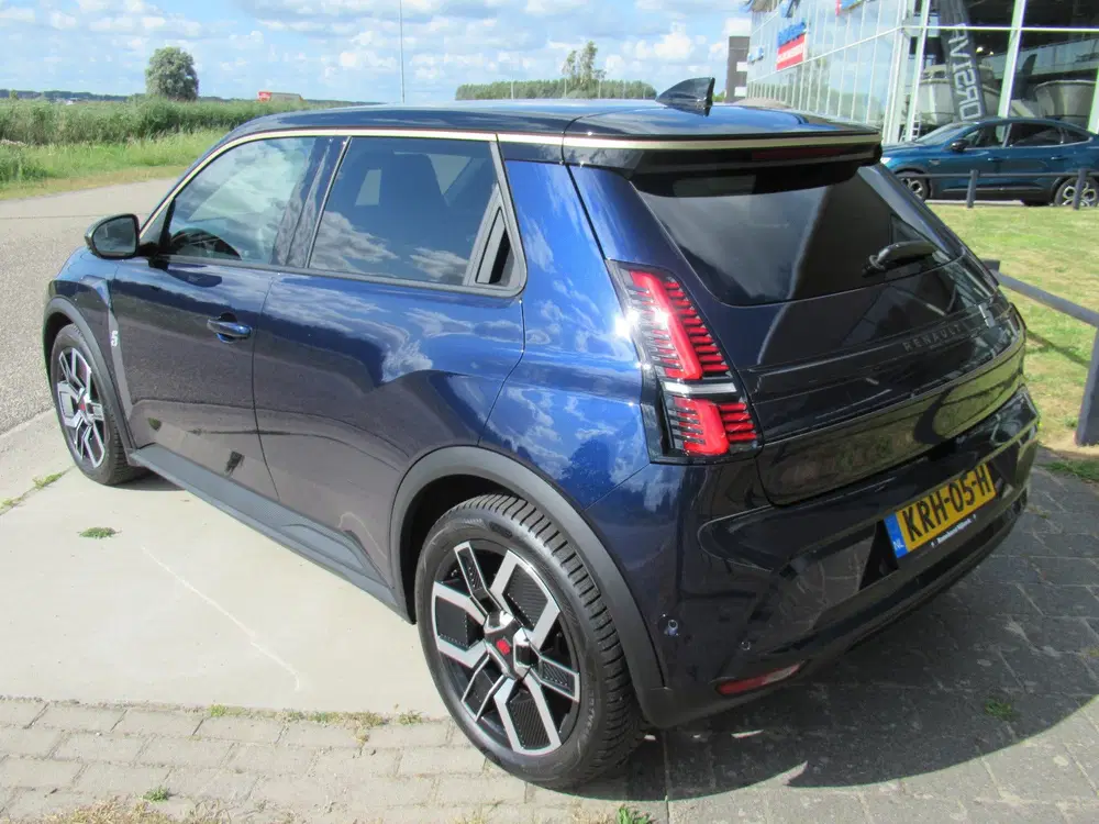 Renault 5 comfort range techno 150PK 52 kWh (bj 2025 uit 2025, foto 3