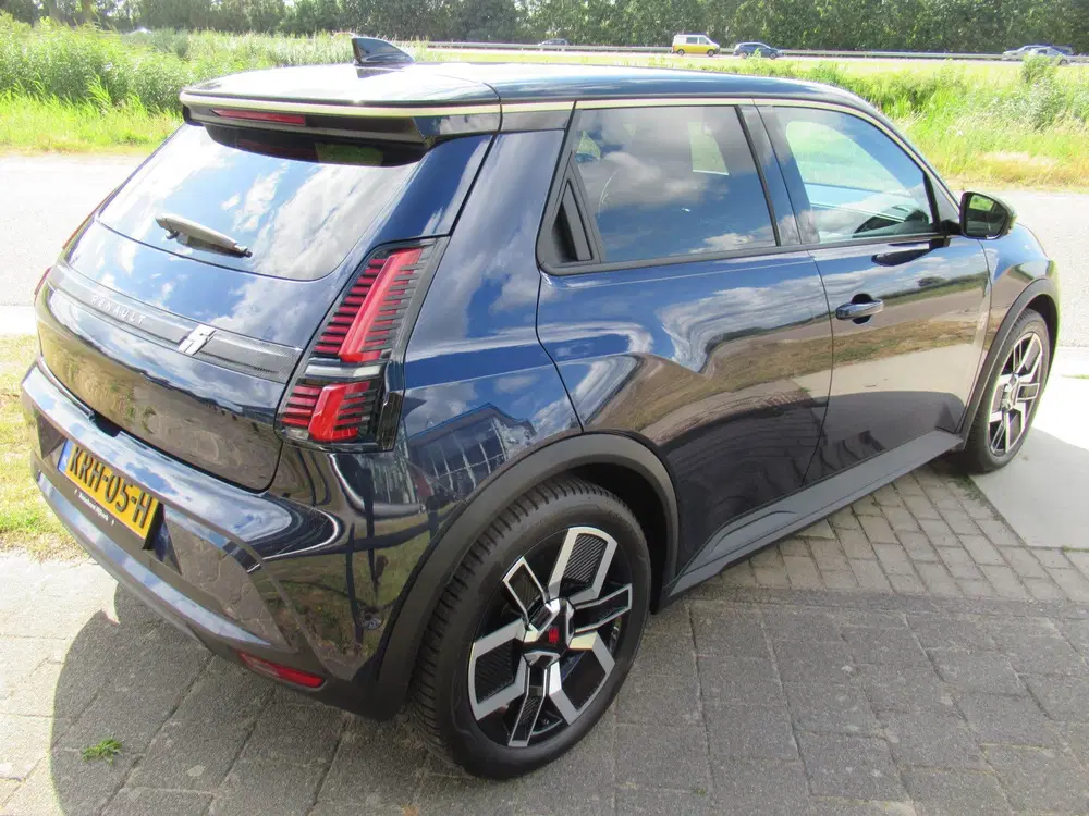 Renault 5 comfort range techno 150PK 52 kWh (bj 2025 uit 2025, foto 5