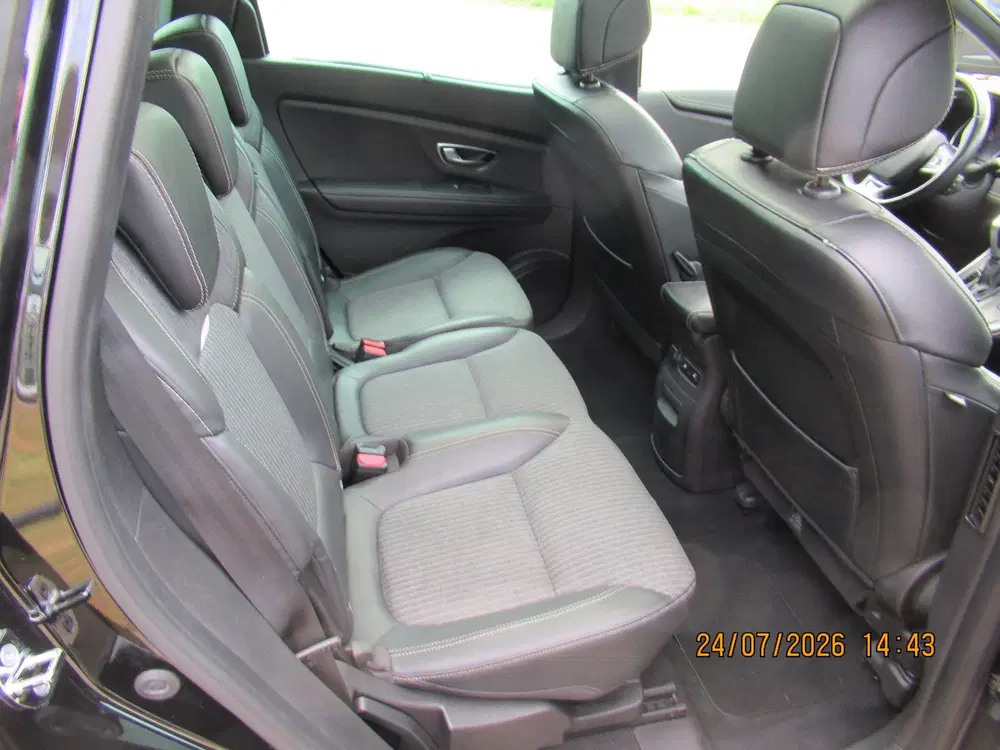 Renault Grand Scenic Grand Scénic 1.3 TCe 140pk Automaat uit 2022, foto 4