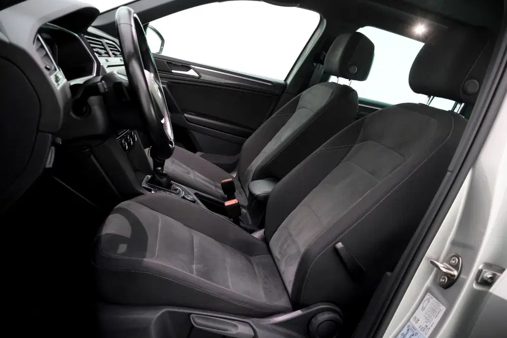 Volkswagen Tiguan 2.0 TSI 4Motion R LINE Highline Business P uit 2019, foto 10