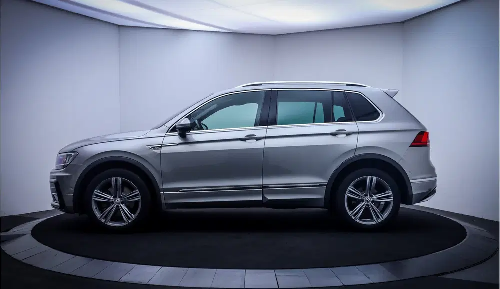 Volkswagen Tiguan 2.0 TSI 4Motion R LINE Highline Business P uit 2019, foto 12