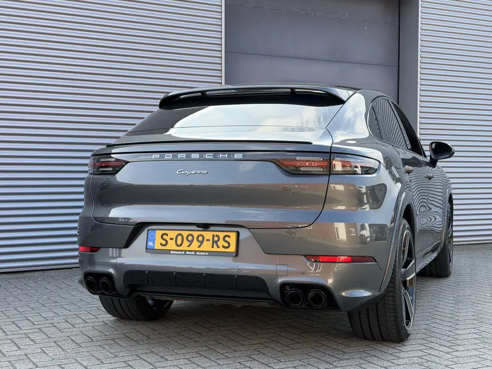 Porsche Cayenne Cayenne Coupé 3.0 E-Hybrid I PHEV I Sport uit 2022, foto 4