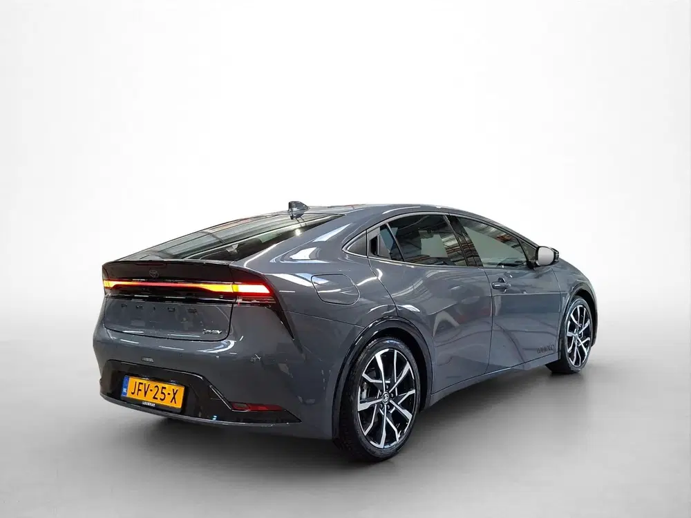 Toyota Prius 2.0 Plug-in Executive uit 2025, foto 2