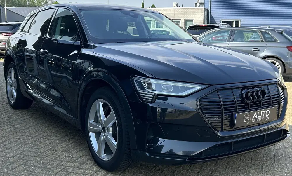 Audi e-tron e-tron 55 quattro 95 kWh 408PK uit 2019, foto 2