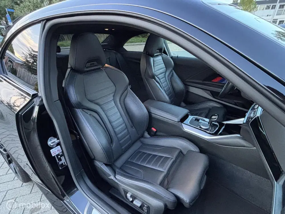 BMW 2-serie 2-serie Coupé M240i xDrive High Executive uit 2022, foto 12