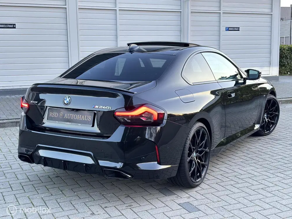 BMW 2-serie 2-serie Coupé M240i xDrive High Executive uit 2022, foto 8