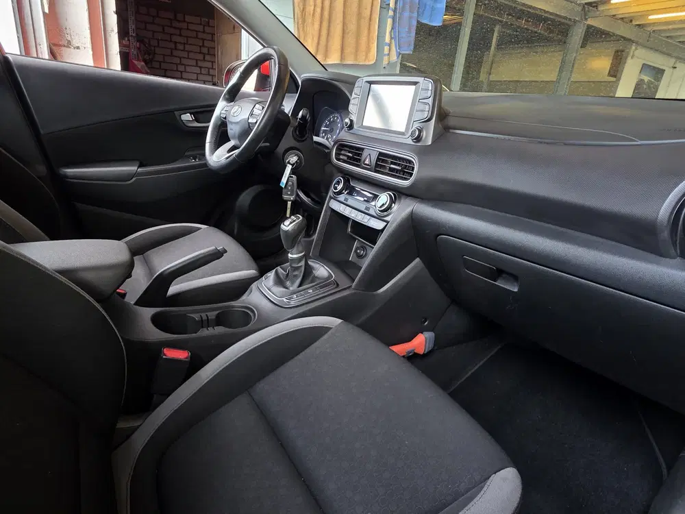 Hyundai KONA 1.0 T-GDI Comfort uit 2020, foto 3