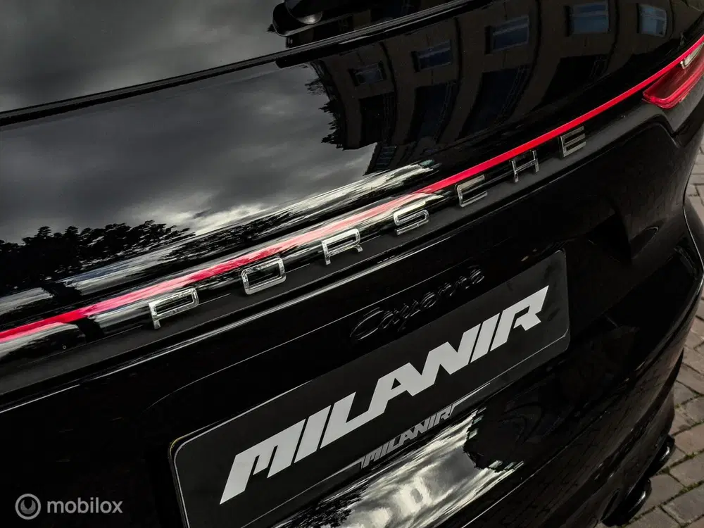 Porsche Cayenne 3.0 E-Hybrid SPORT-DESIGN uit 2019, foto 13