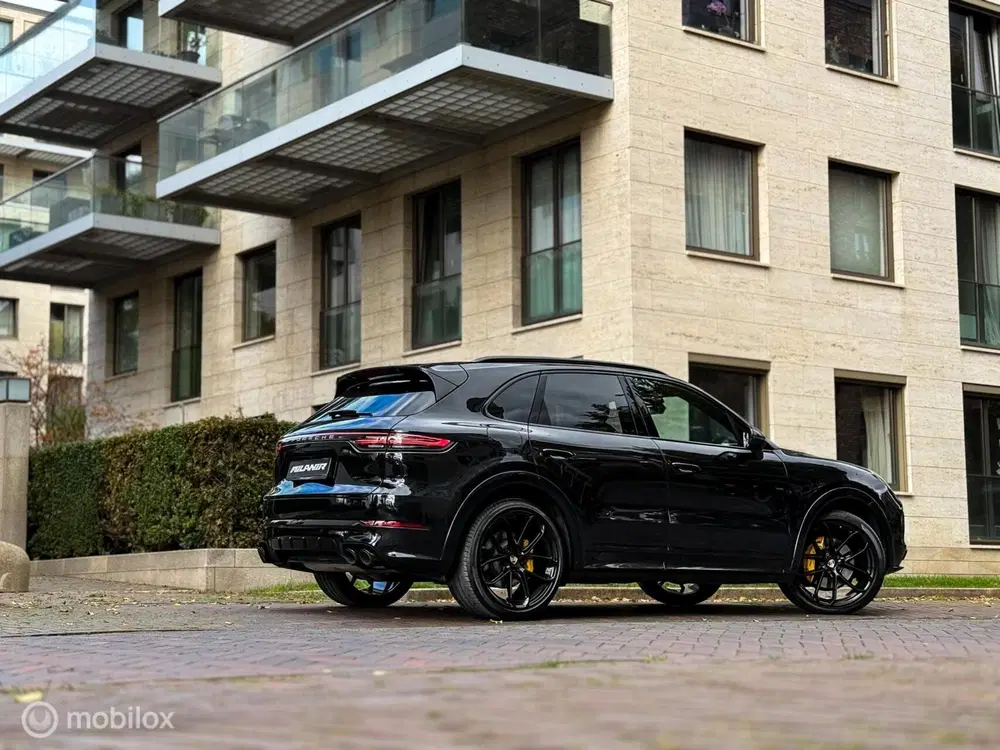 Porsche Cayenne 3.0 E-Hybrid SPORT-DESIGN uit 2019, foto 4