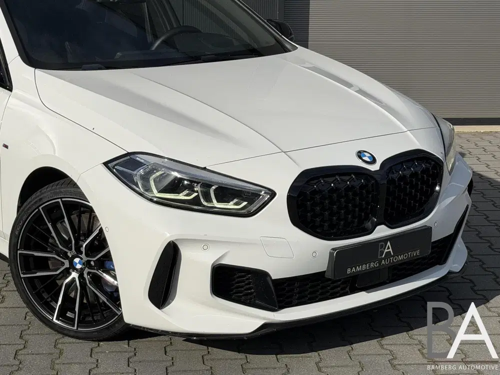 BMW 1-serie M135i xDrive uit 2020, foto 2