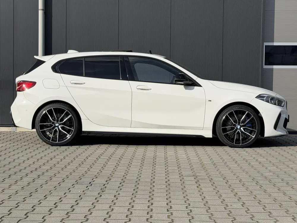 BMW 1-serie M135i xDrive uit 2020, foto 5