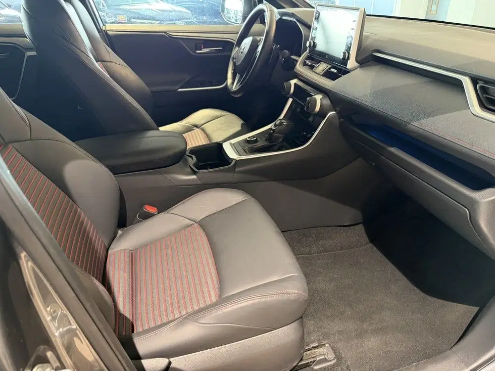 Toyota RAV 4 2.5 Plug-in Hybrid AWD Style (bj 2022) uit 2022, foto 3