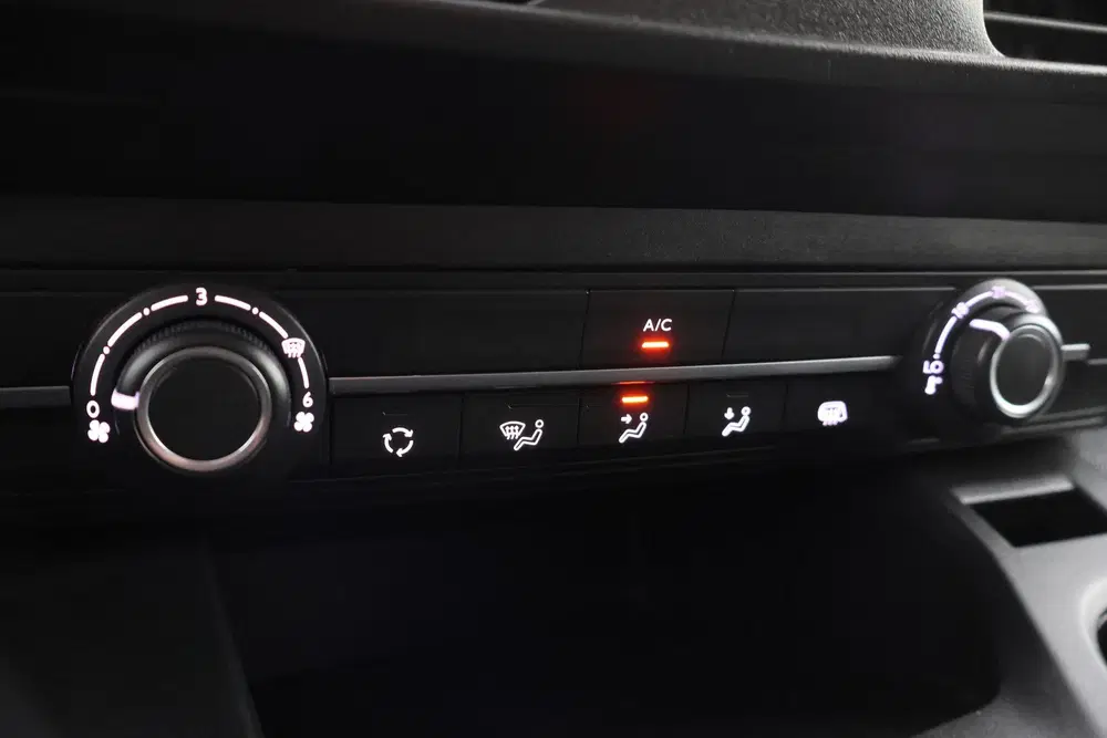 Peugeot Partner 1.2T 110Pk S&S 1e Eig. CARPLAY uit 2023, foto 15