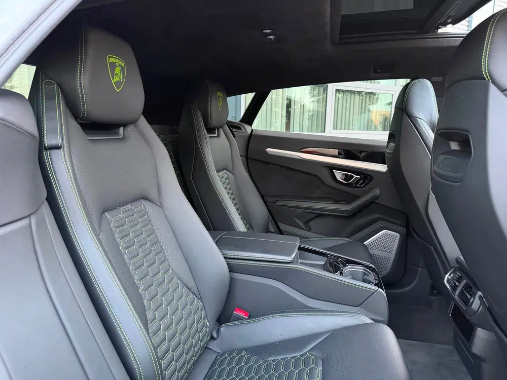 Lamborghini Urus 4.0 V8 Capristo Keramisch Pano NAP NL Auto uit 2019, foto 13