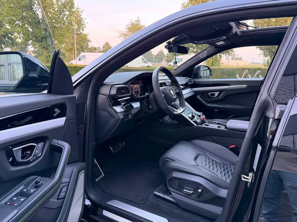 Lamborghini Urus 4.0 V8 Capristo Keramisch Pano NAP NL Auto uit 2019, foto 7