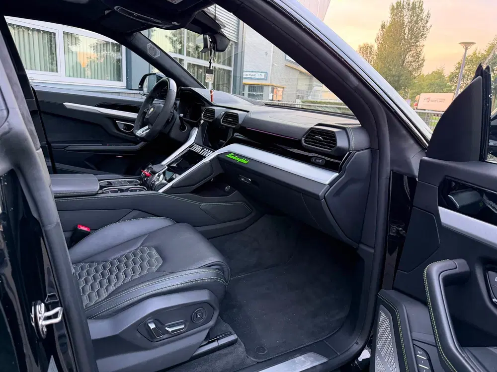 Lamborghini Urus 4.0 V8 Capristo Keramisch Pano NAP NL Auto uit 2019, foto 9
