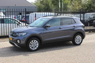 Volkswagen T-Cross 1.0 TSI Life uit 2023