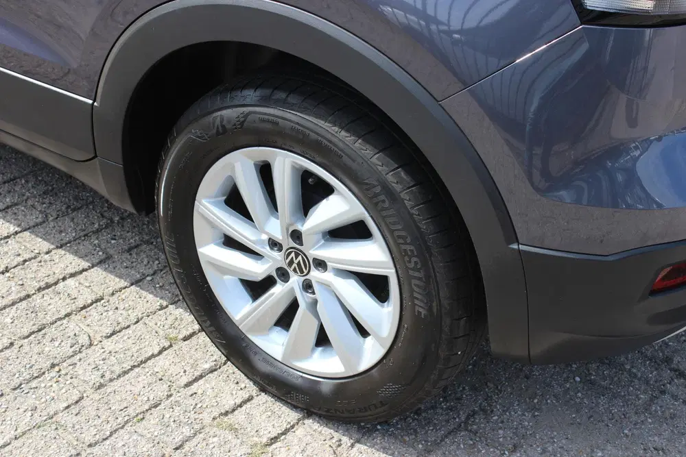 Volkswagen T-Cross 1.0 TSI Life uit 2023, foto 10