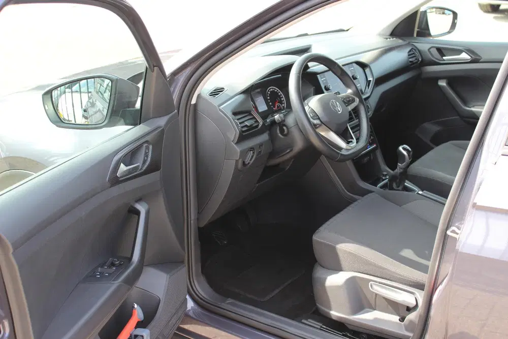 Volkswagen T-Cross 1.0 TSI Life uit 2023, foto 11