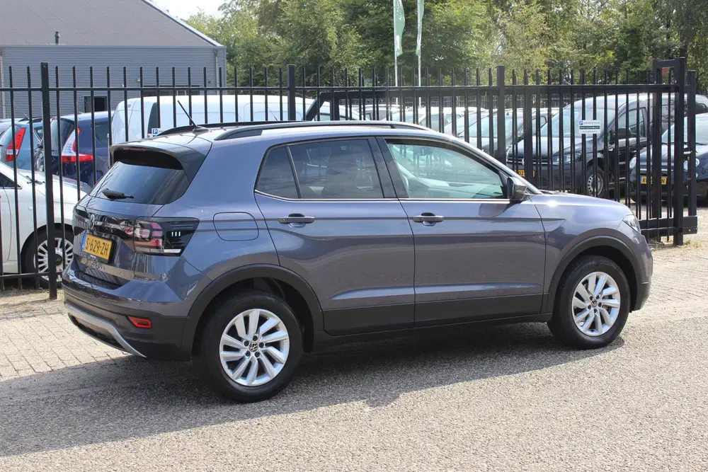 Volkswagen T-Cross 1.0 TSI Life uit 2023, foto 7