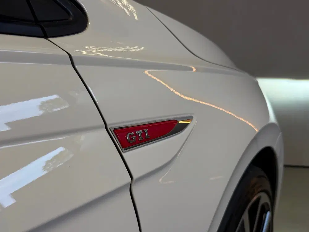 Volkswagen Polo 2.0 TSI GTI uit 2019, foto 11