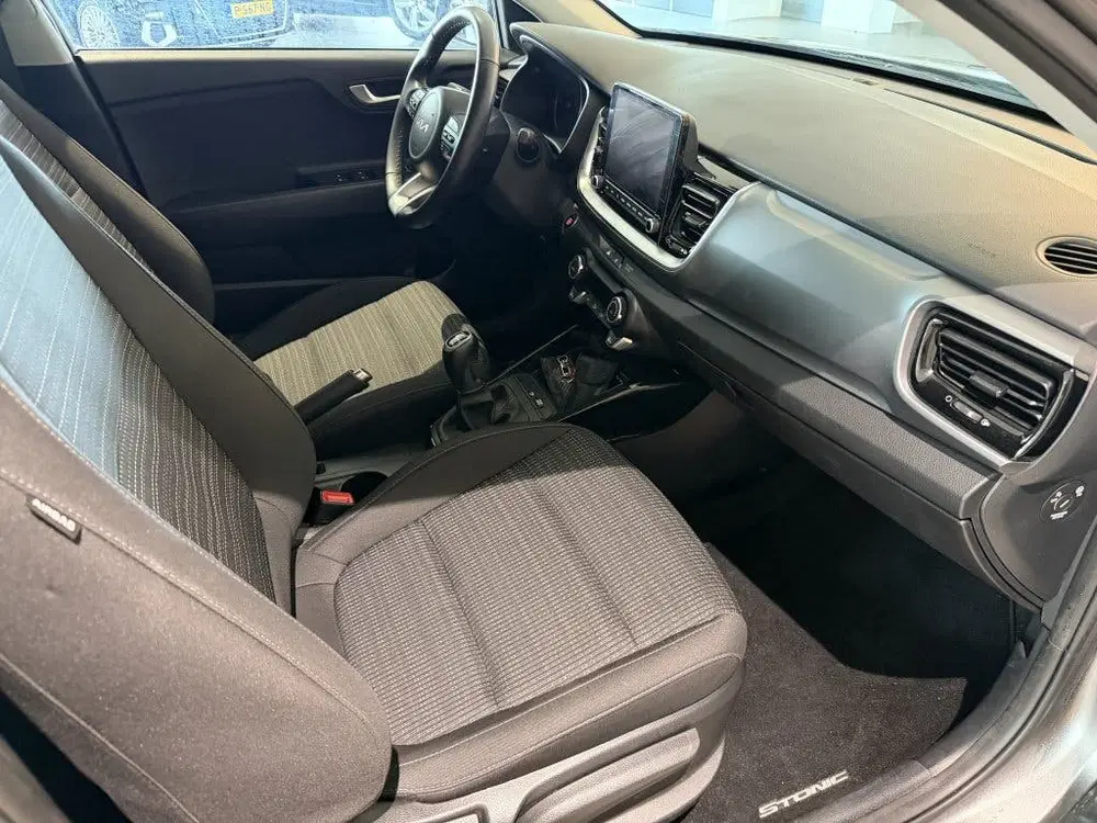 Kia Stonic 1.0 T-GDi MHEV DynamicPlusLine (bj 2024) uit 2024, foto 6
