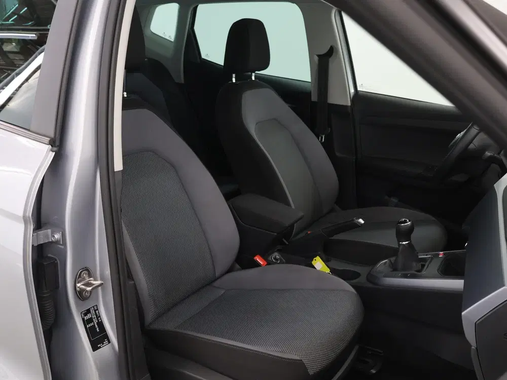 SEAT Arona 1.0 TSI Style Business Intense uit 2019, foto 10