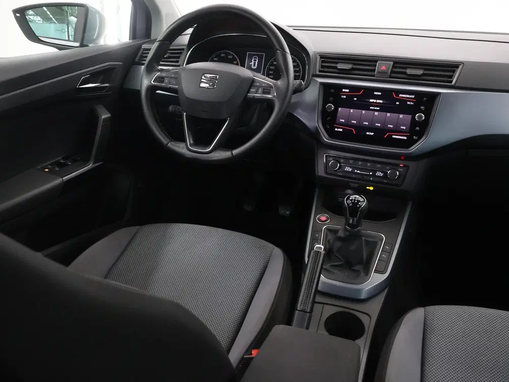 SEAT Arona 1.0 TSI Style Business Intense uit 2019, foto 9