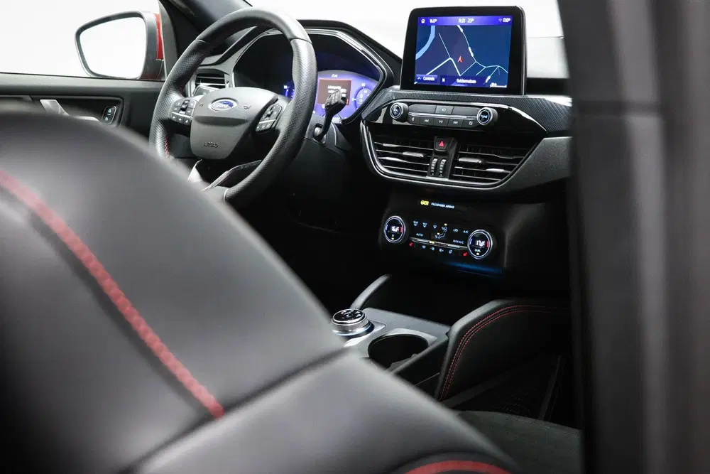 Ford Kuga 2.5 PHEV ST-Line X uit 2020, foto 15