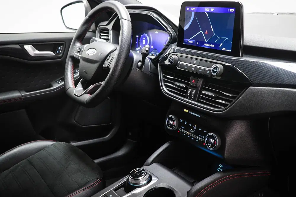 Ford Kuga 2.5 PHEV ST-Line X uit 2020, foto 4