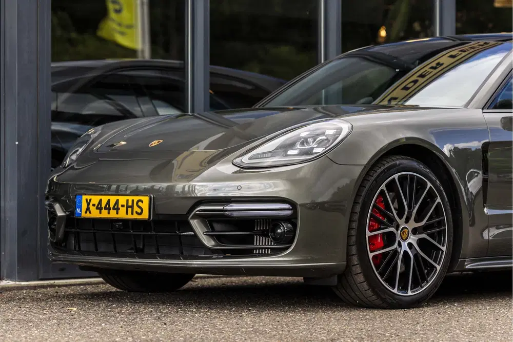Porsche Panamera Sport Turismo 2.9 4 E-Hybrid Platinum Edit uit 2023, foto 11