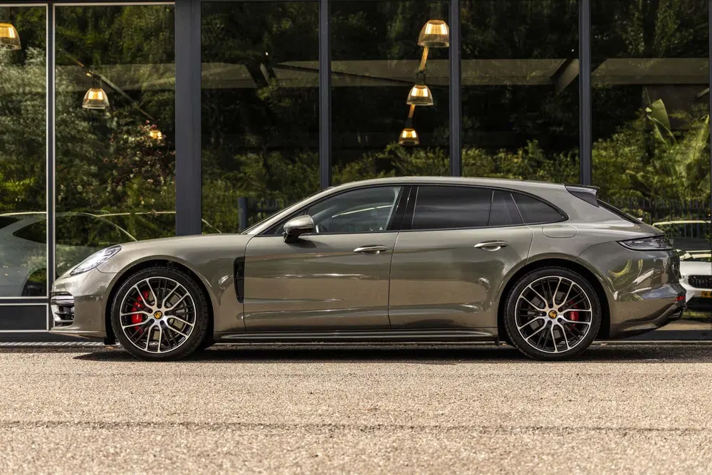 Porsche Panamera Sport Turismo 2.9 4 E-Hybrid Platinum Edit uit 2023, foto 8