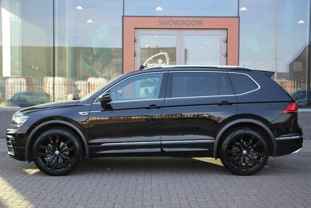 Volkswagen Tiguan Allspace 1.5 TSI Highline R-Line 7 persoon uit 2019, foto 6