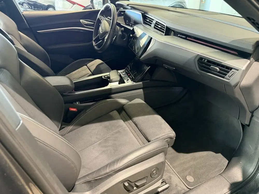 Audi e-tron 55 quattro S edition 95 kWh (bj 2021 uit 2021, foto 4