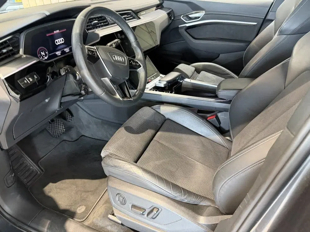 Audi e-tron 55 quattro S edition 95 kWh (bj 2021 uit 2021, foto 8