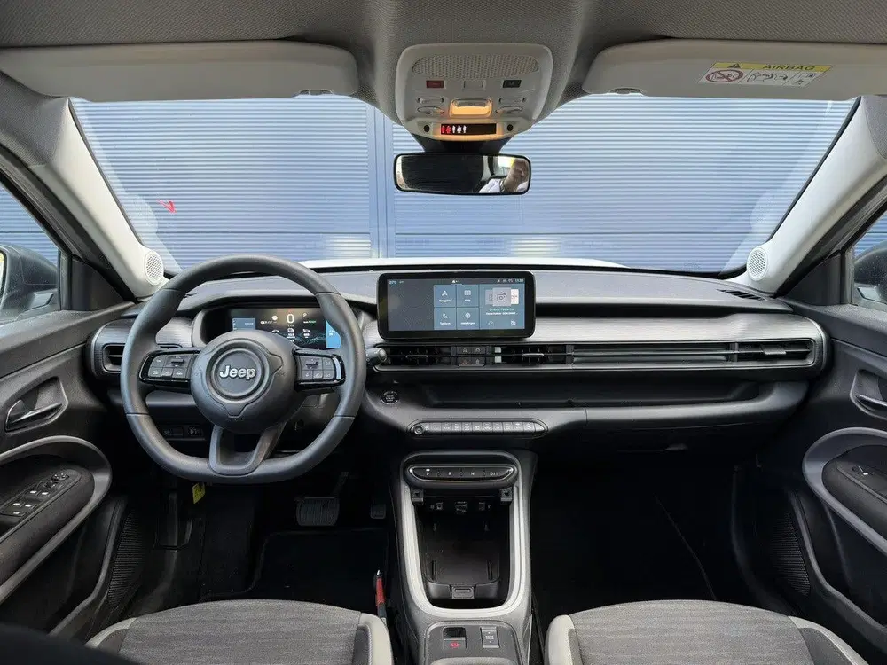 Jeep Avenger Longitude 54 kWh SOH 97 uit 2025, foto 8