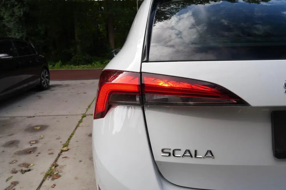 Skoda Scala 1.0 TSI Business Edition uit 2021, foto 15