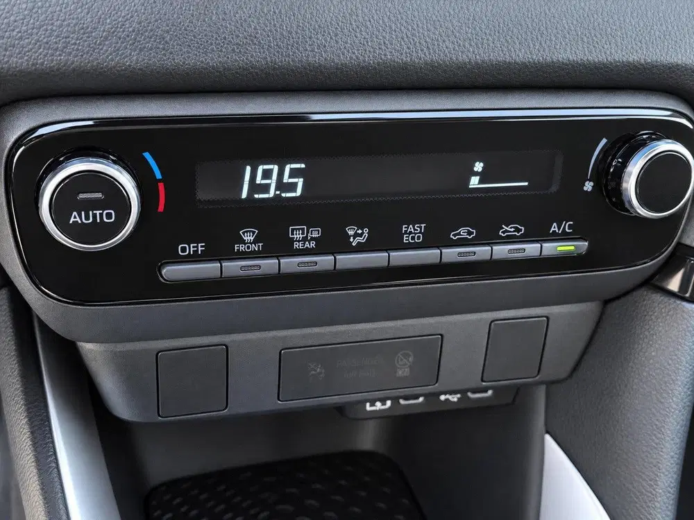 Toyota Yaris 1.5 Hybrid 115PK Active Apple Carplay uit 2024, foto 14